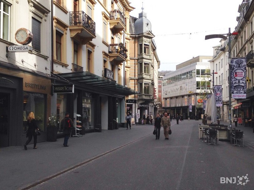La rue de Nidau accueillera les exposants de vendredi à samedi (photo: archives)