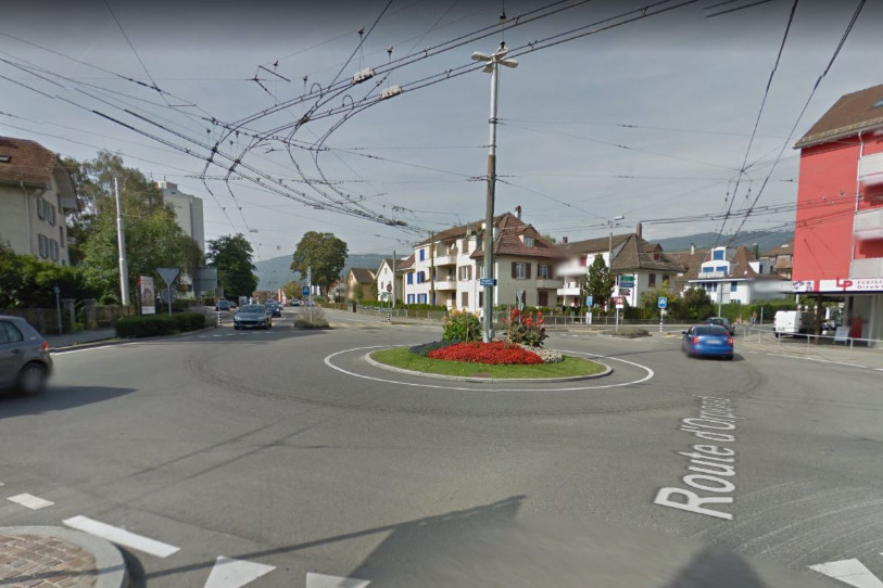 L'accident s'est produit à la place d'Orpond, à Bienne. (Photo: Google Maps)