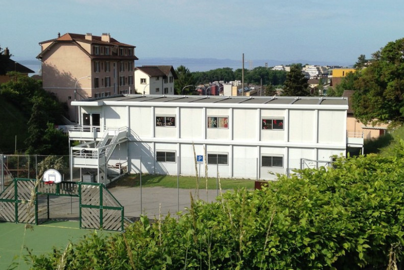 Les pavillons préfabriqués à La Coudre qui accueillent l'Amar (photo : SP - Ville de Neuchâtel)
