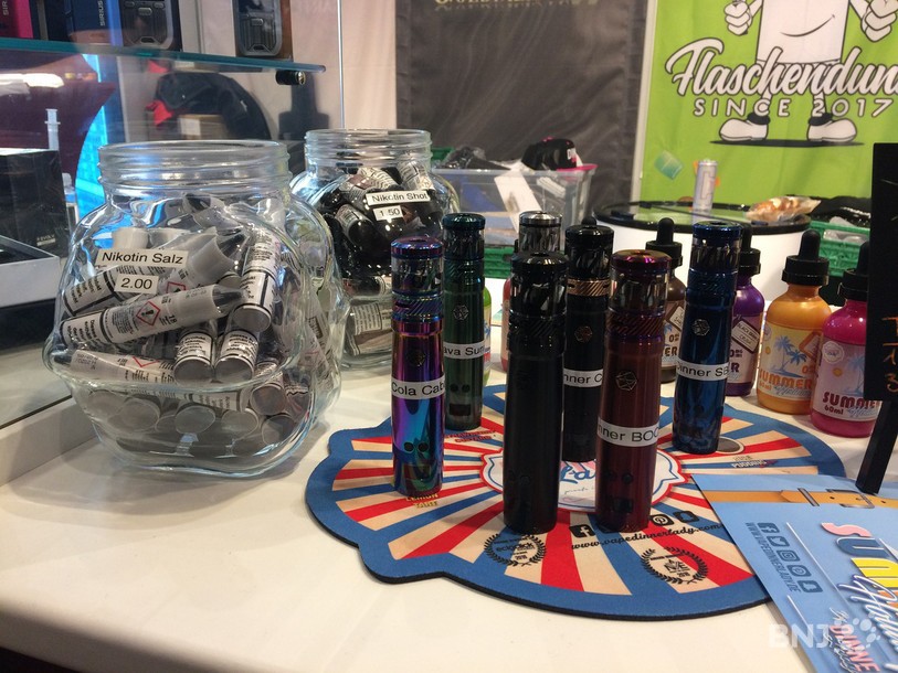   Des experts internationaux sont de passage à Bienne à l'occasion de la Vapecon.