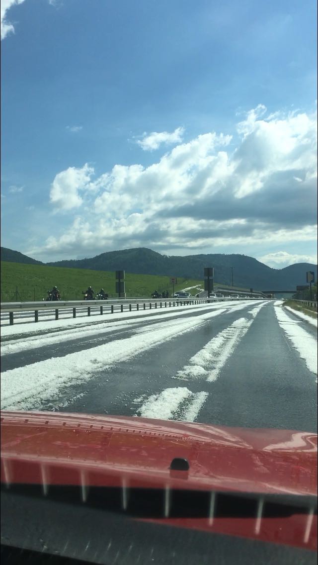 Grêle sur l'A16