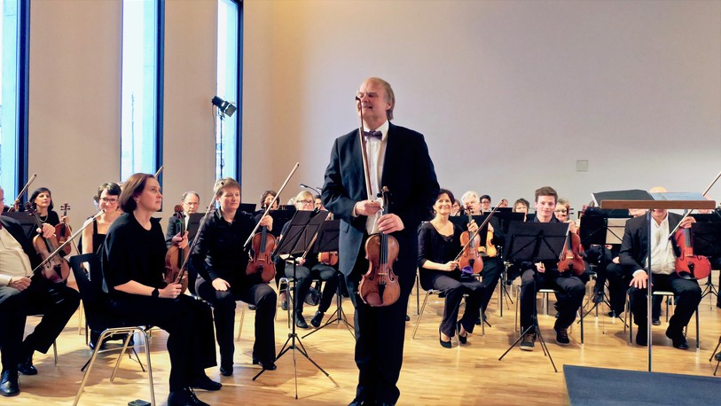Alexandre Dubach et l'Orchestre de Chambre Jurassien