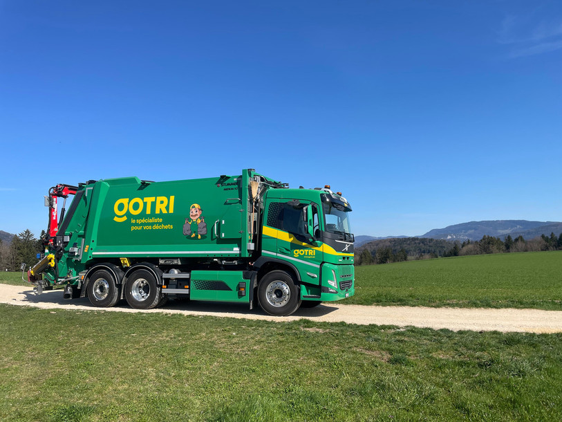 Le nouveau camion poubelle 100% électrique qui sillonnera les districts de Delémont et Porrentruy. (Photo : Gotri SA)