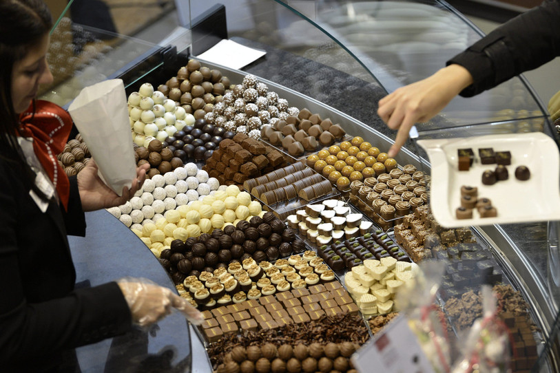L'industrie du chocolat est sous pression actuellement en Suisse. (photo : Martial Trezzini/Keystone via AP)