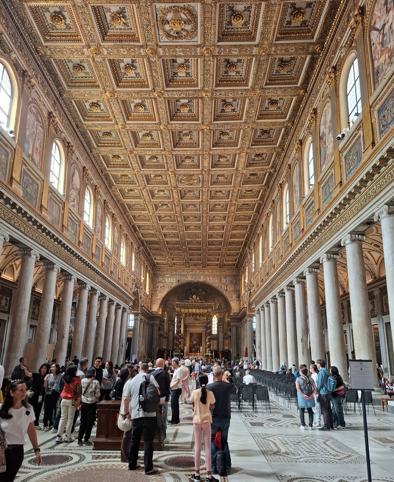 Julien Schneiter s’est rendu à l’intérieur de la basilique Saint-Marie-Majeure.