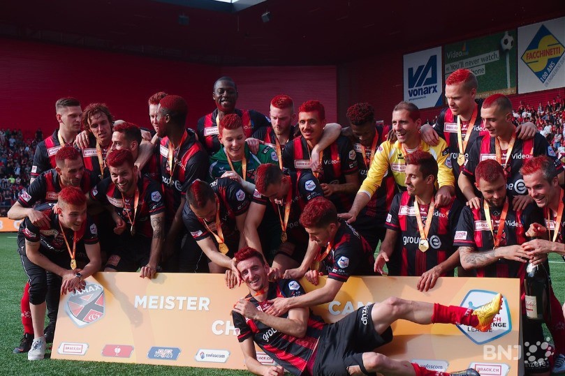 La fête est terminée pour les champions de Challenge League (photo archives).