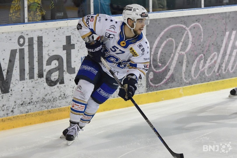  Le capitaine Adam Hasani a aussi marqué son but. (photo archives)