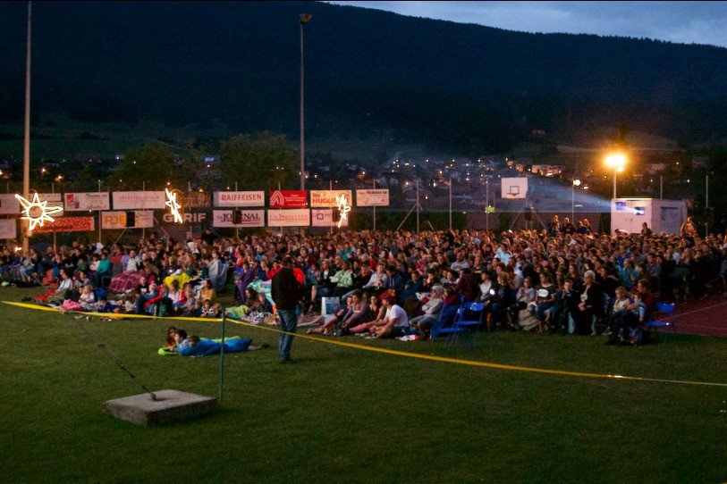 L'Open Air de Malleray propose 900 places, mais les organisateurs peuvent accueillir jusqu'à 1'200 personnes si nécessaire. (Photo: Pierre-Alain Diacon)