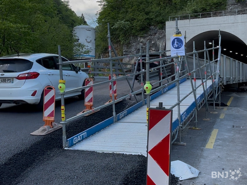 Les rampes d'accès à la passerelle sont désormais plus douces pour les automobilistes, a assuré mardi l'OFROU.