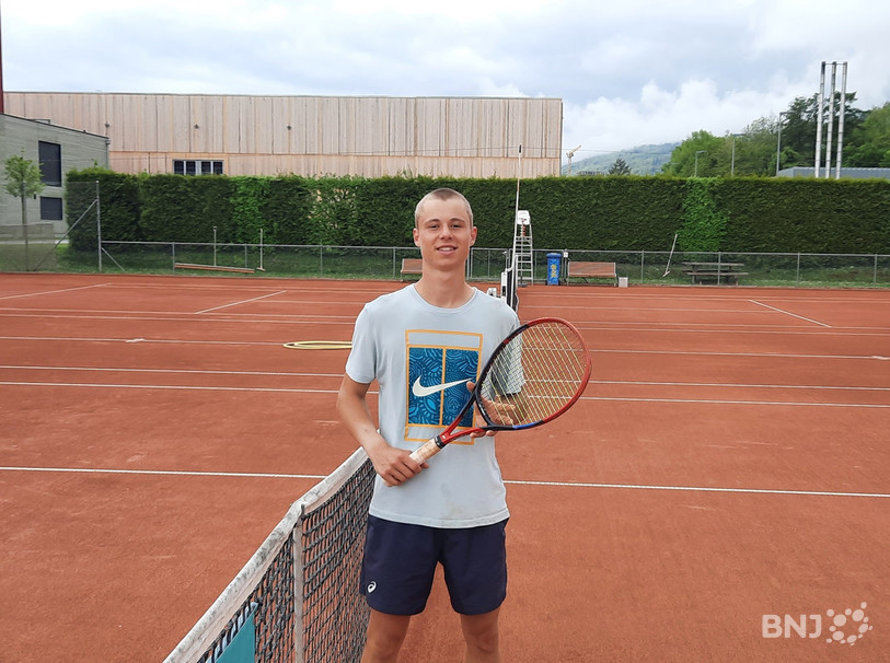 Thomas Gunzinger s'est imposé en double aux Championnats de Suisse juniors de tennis.