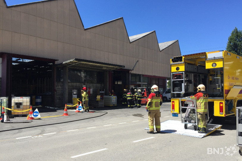 Les pompiers de la Birse et des spécialistes de Bienne sont intervenus vendredi à Reconvilier