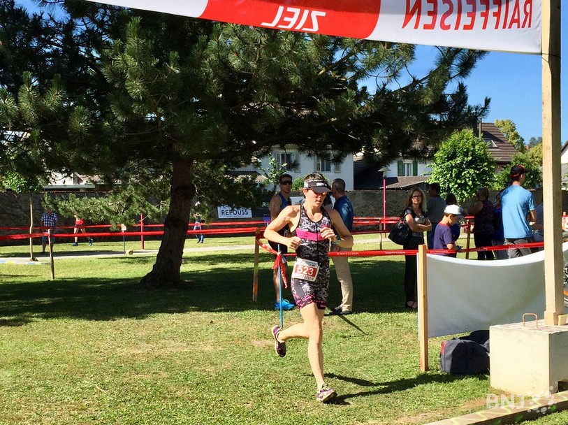 Valérie Schmidt passe la ligne d'arrivée passe la ligne d'arrivée en tête à Boncourt.