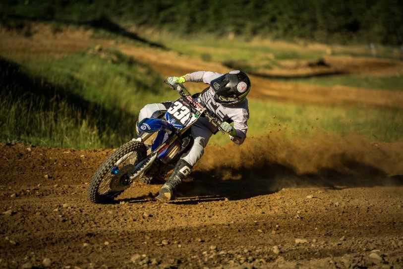 Brian Raymondaz a réalisé une belle performance lors de la 2e
manche du championnat de Suisse de motocross. (photo : ldd)