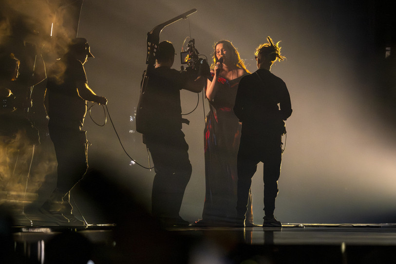 Zoë Më représentera la Suisse à l'Eurovision. (Photo : EPA/GEORGIOS KEFALAS.)