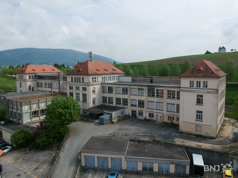 Une fois rénové, le vénérable bâtiment de la Tavannes Machines pourra accueillir environ 200 collaborateurs. Crédit : Fabio Blaser, OIC