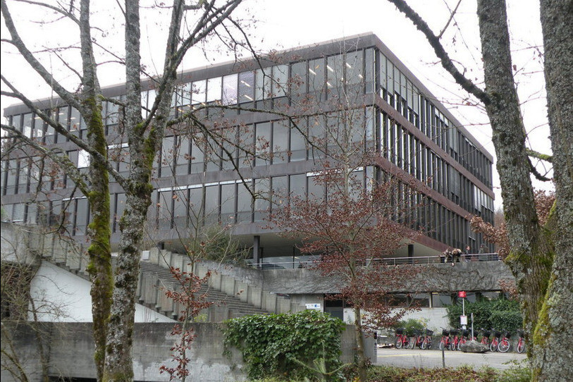 Suivre les cours en présentiel peut se faire sans certificat Covid, mais avec le port du masque. (Photo d'archive)