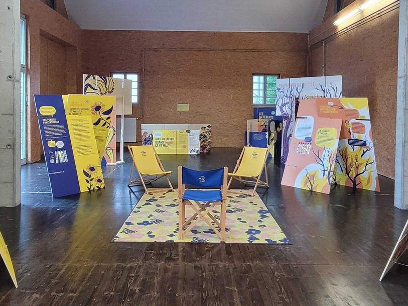 L’exposition «C’est pas tabou d’être à bout » à l'ancien hangar des pompes à Delémont.