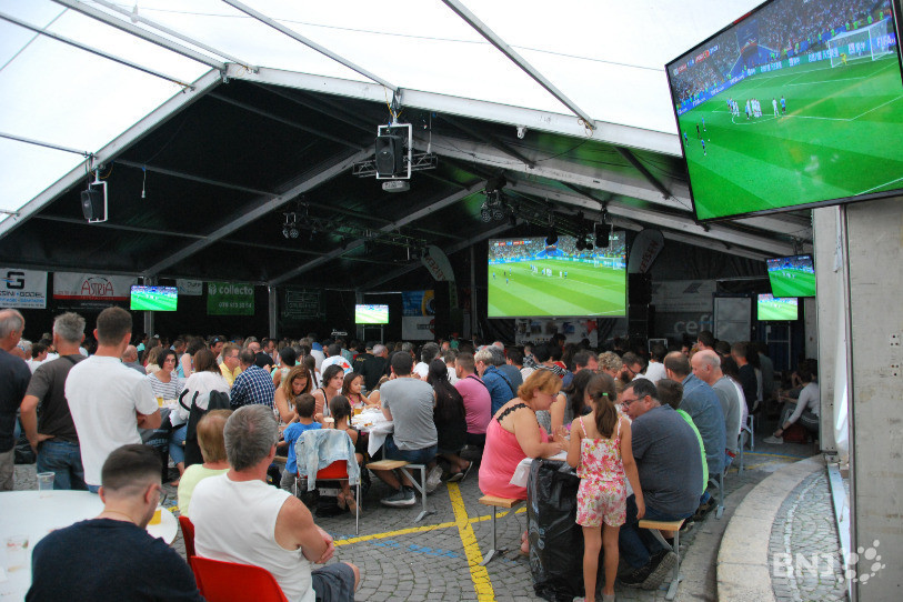 La Raiffeisen Arena de St-Imier sur la Place du Marché.