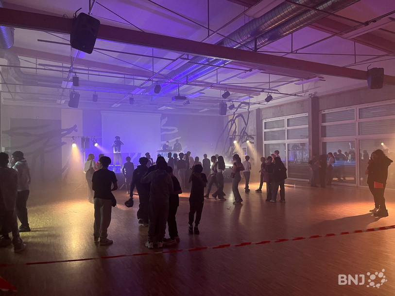 L'ambiance était à la fête samedi soir à la Sociét'halle à Moutier.