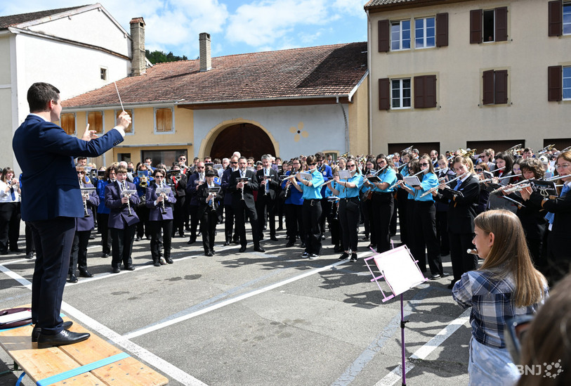 Le soleil était au rendez-vous des fanfares ajoulotes. (Photo : Georges Hentz)