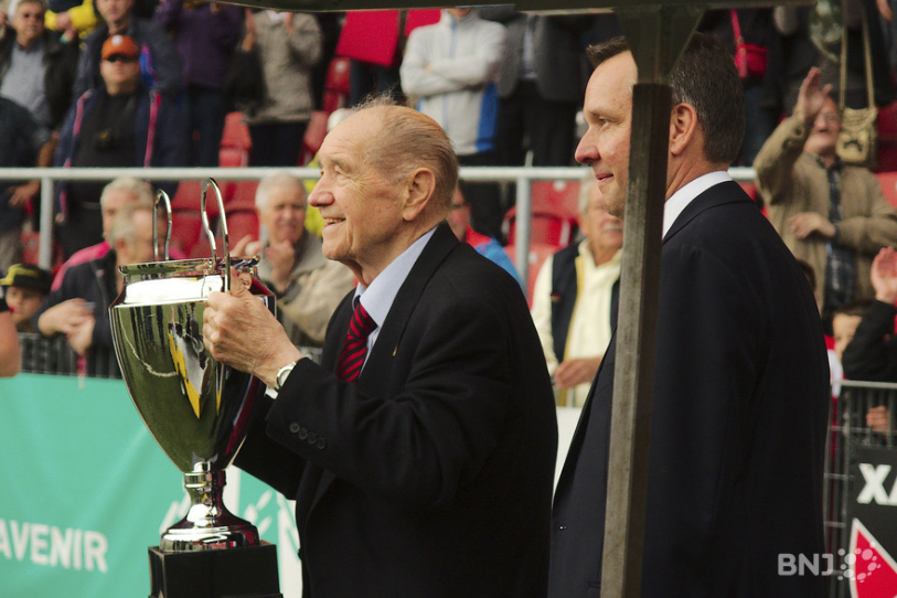 Gilbert Facchinetti célébrait le titre de Promotion League en 2015 à La Maladière.