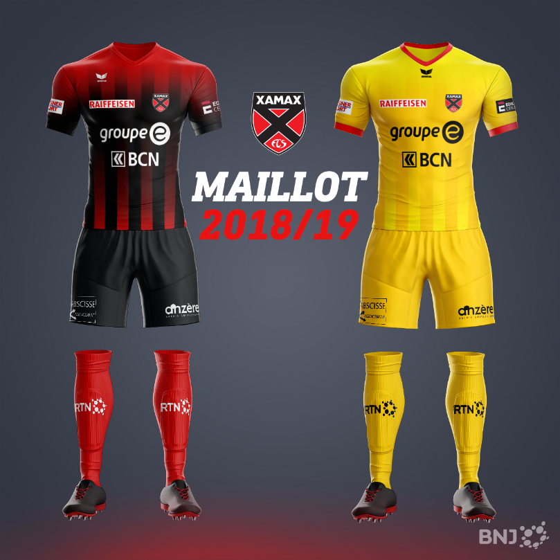 Le maillot pour les matchs à domicile à gauche et pour l'extérieur à droite.