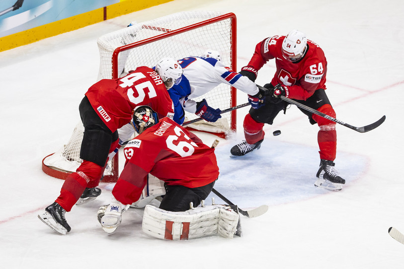 La Suisse et les Etats-Unis se sont livrés un duel indécis en finale du mondial à Stockholm. (Photo: KEYSTONE/Salvatore Di Nolfi)