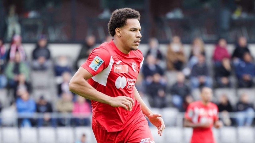Pur produit du club, Damian Kelvin est né à Bienne et défendra le maillot de « sa » ville face au FC Bâle. (Photo : archives/Nik Egger)