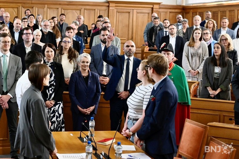 Prestation de serment du Conseiller d'Etat Laurent Favre. 