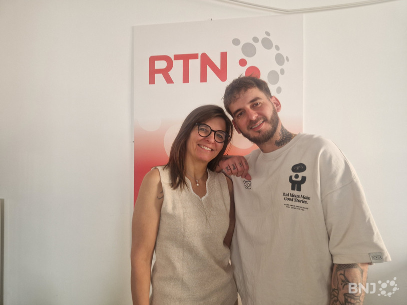 José Luis Segura, accompagné de sa soeur Ingrid, qui a également co-écrit le scénario du film tourné au Val-de-Travers.