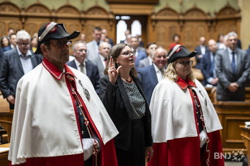 Clarence Chollet a prêté serment lors de l'ouverture de la session d'été au Conseil national. (KEYSTONE/Alessandro della Valle)