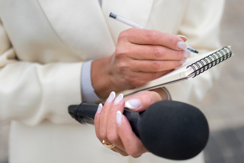 Les organisateurs du Presstival espèrent provoquer à nouveau le dialogue avec le public qui peut se sentir parfois déconnecté des journalistes. (Photo d'illustration libre de droits).
