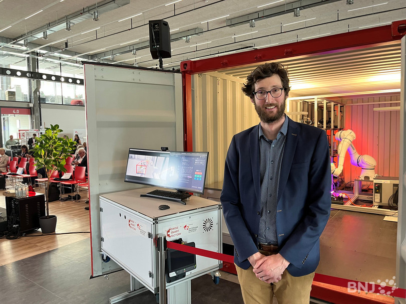 Pour Michael Wendling, directeur adjoint de la Swiss Smart Factory, un des quatre domaines de recherche du Switzerland Innovation Park de Bienne, ce sommet international est aussi l’occasion de rappeler le rôle de pôle d’excellence mondial que joue la cité seelandaise et sa région dans le domaine de l’innovation.