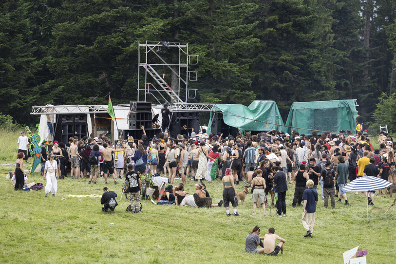 Les festivaliers se sont retrouvés à la Verte Joux. (Photo : KEYSTONE/Cyril Zingaro)