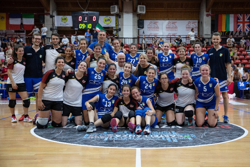 L'Italie et la Suisse, championne et vice-championne d'Europe. (photo : David Sandoz)