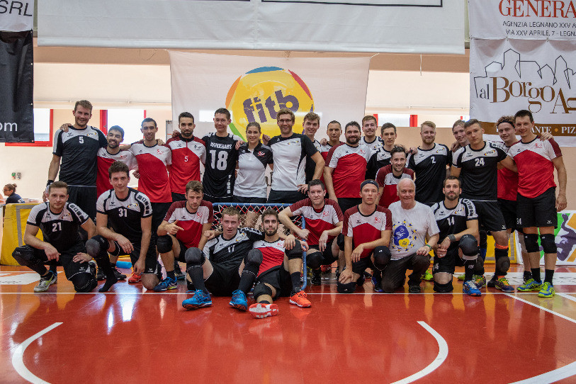 La Suisse et son adversaire de la petite finale, l'Allemagne. (photo : David Sandoz)