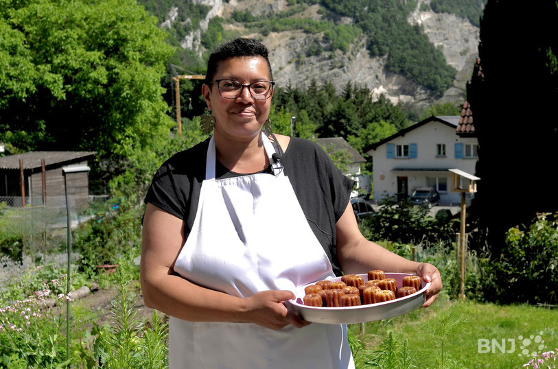 Les cannelés sont prêts à être dégustés.