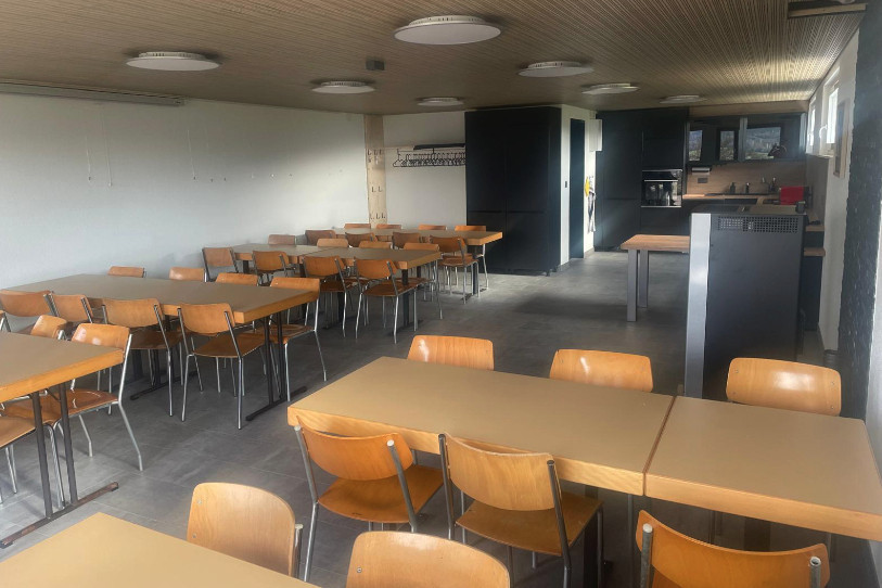 Le local permet d'accueillir entre 40 et 45 personnes. (Photo : Société de tir au petit calibre de Rossemaison)