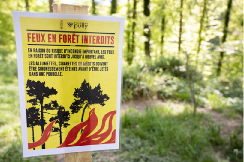 Les autorités soulignent que les feux ne doivent être allumés que dans des foyers fixes. (Photo : KEYSTONE/LEANDRE DUGGAN.)