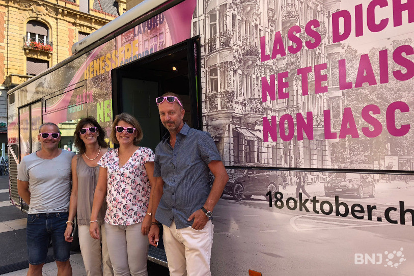 Le bus sillonnera la Suisse pour faire passer son message