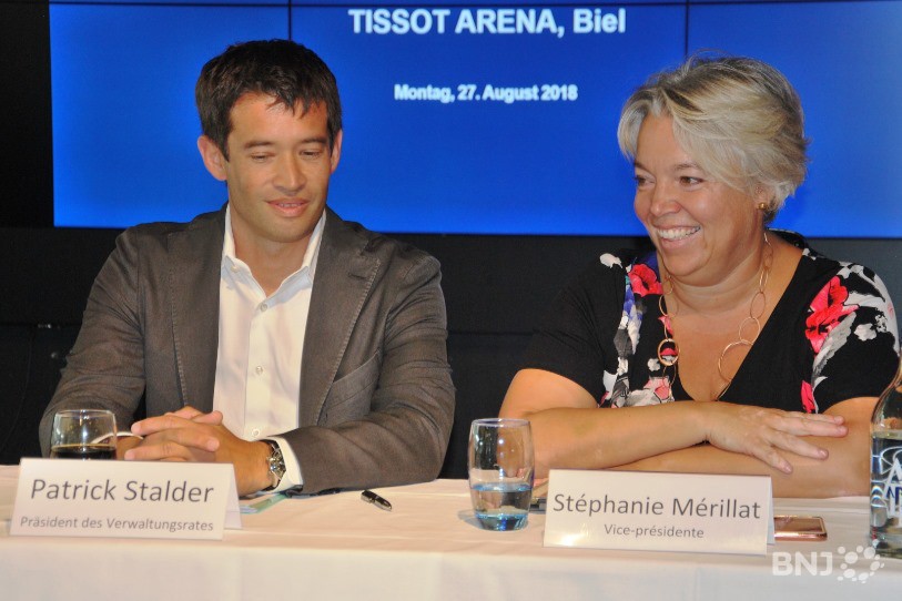 Le président du HC Bienne Patrick Stalder et la vice-président Stéphanie Mérillat ont affiché un large sourire lundi après-midi à la Tissot Arena