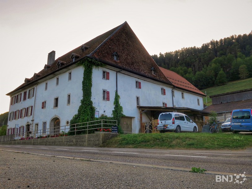 Maison Rouge, Renan