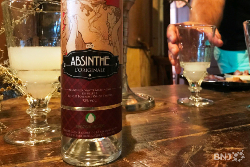 La première absinthe bio a été présentée mercredi matin à Boveresse, par son distillateur Philippe Martin.