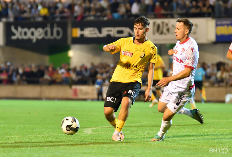 Le FC Sion sera de retour en terre jurassienne pour la Coupe de Suisse. Altin Shala (ici avec le maillot des SRD) reviendra en Ajoie en portant les couleurs valaisannes. (Photo d'archive : Georges Henz.)