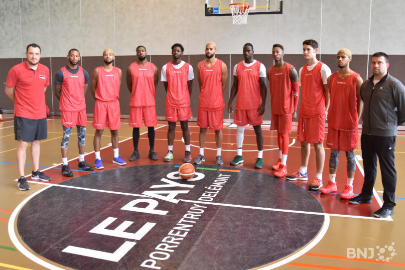 Le collectif du BCB compte neufs joueurs professionnels.