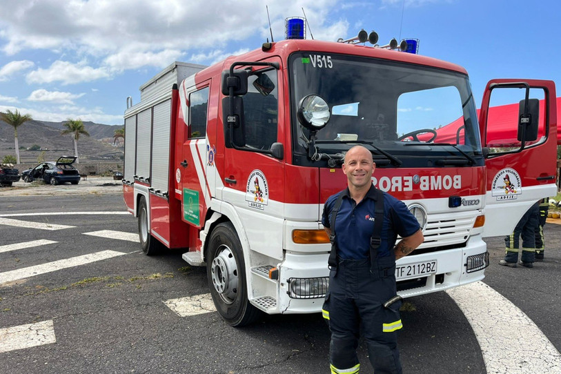 Le Capitaine Michael Stöpfer a dispensé une formation de quatre jours aux pompiers espagnols d'Adeje. (Photo : Michael Stöpfer)