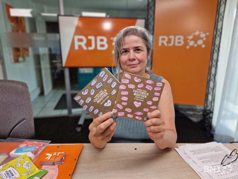Brigitte Colin parcourt avec nostalgie les programmes de ces 14 dernières années du CCPM.