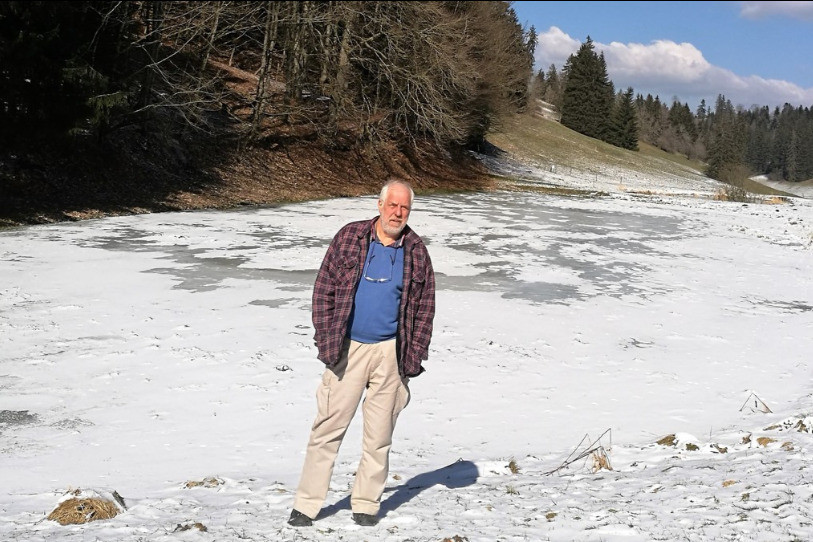 Raymond Jecker, photographié dans les alentours de son village de Lajoux au début de l'année 2018.