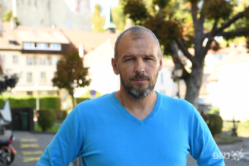 Sébastien Chadaud-Pétronin fait confiance à l'appel de sa mère dans une vidéo