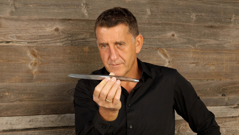 Michael Bach et son produit phare, le couteau à steak. Photo: Sknife